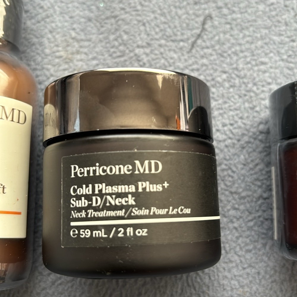 Petticord MD— facial expression beauty group - Picture 3 of 6